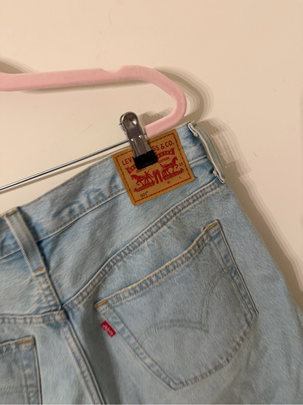 Levi's Light Blue High-Rise Denim 501 mid thigh Shorts - Picture 10 of 11